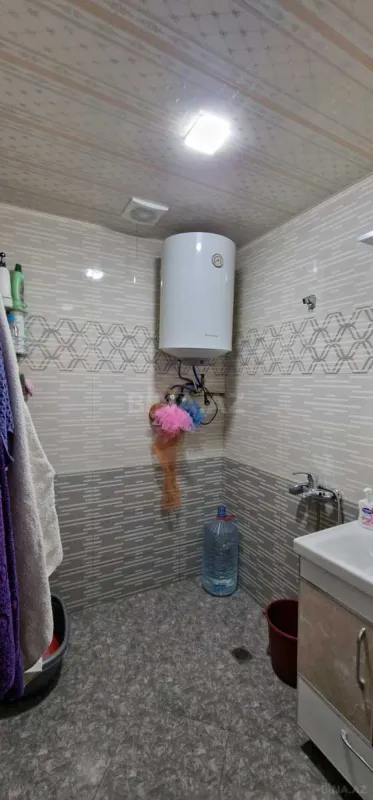 Satılır 2 otaqlı mənzil 57 m²
