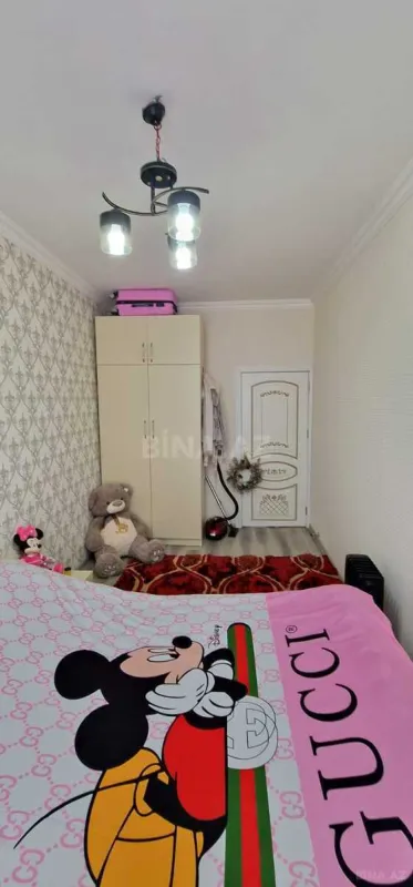 Satılır 2 otaqlı mənzil 57 m²