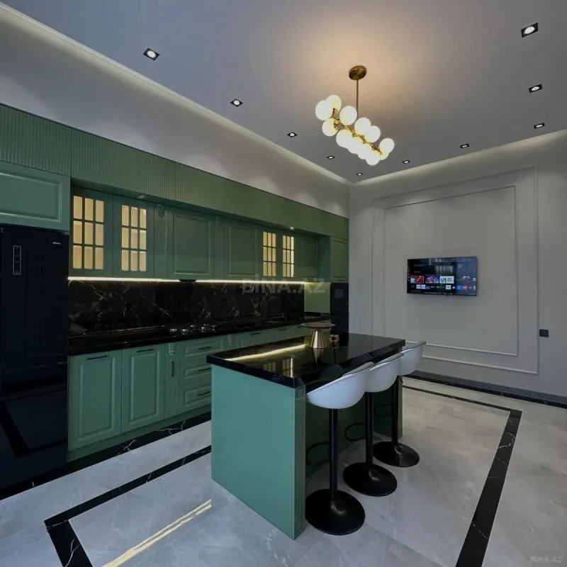 Kirayə verilir 4 otaqlı həyət evi 250 m²