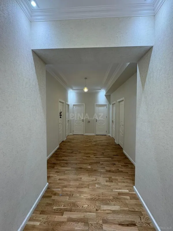 Satılır 3 otaqlı mənzil 115 m²