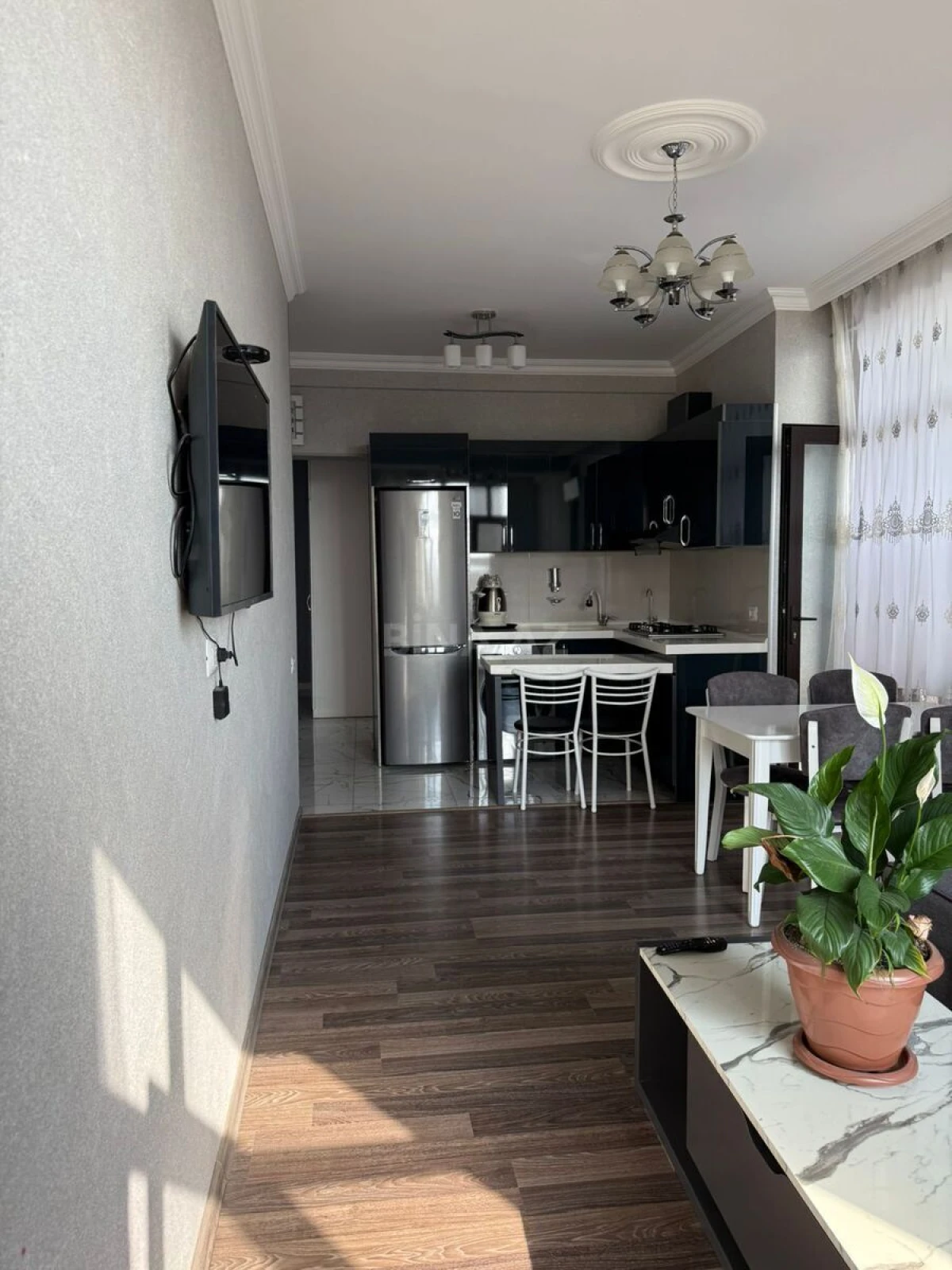 Satılır 3 otaqlı mənzil 90 m²