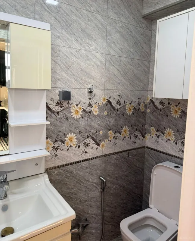 Satılır 3 otaqlı mənzil 90 m²