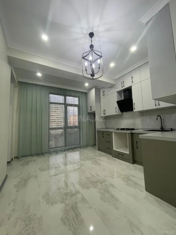 Satılır 2 otaqlı mənzil 85 m²