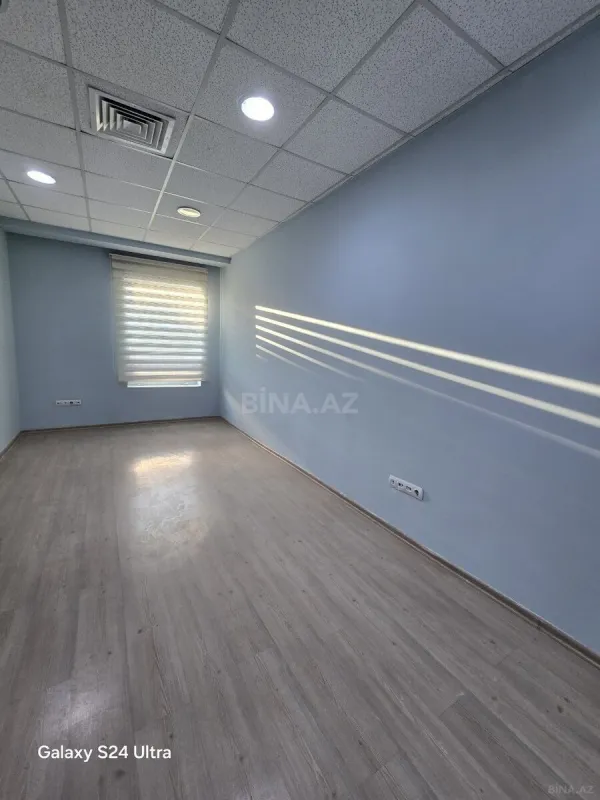 Kirayə verilir 3 otaqlı ofis 110 m²