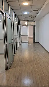 Kirayə verilir 3 otaqlı ofis 110 m²