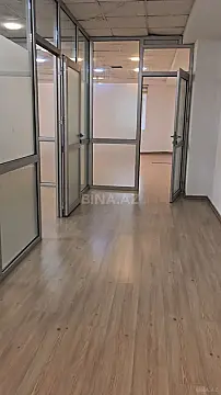 Kirayə verilir 3 otaqlı ofis 110 m²