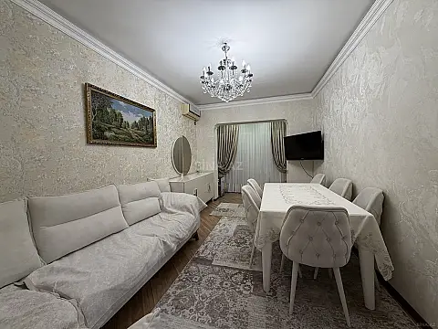 Satılır 4 otaqlı mənzil 100 m²