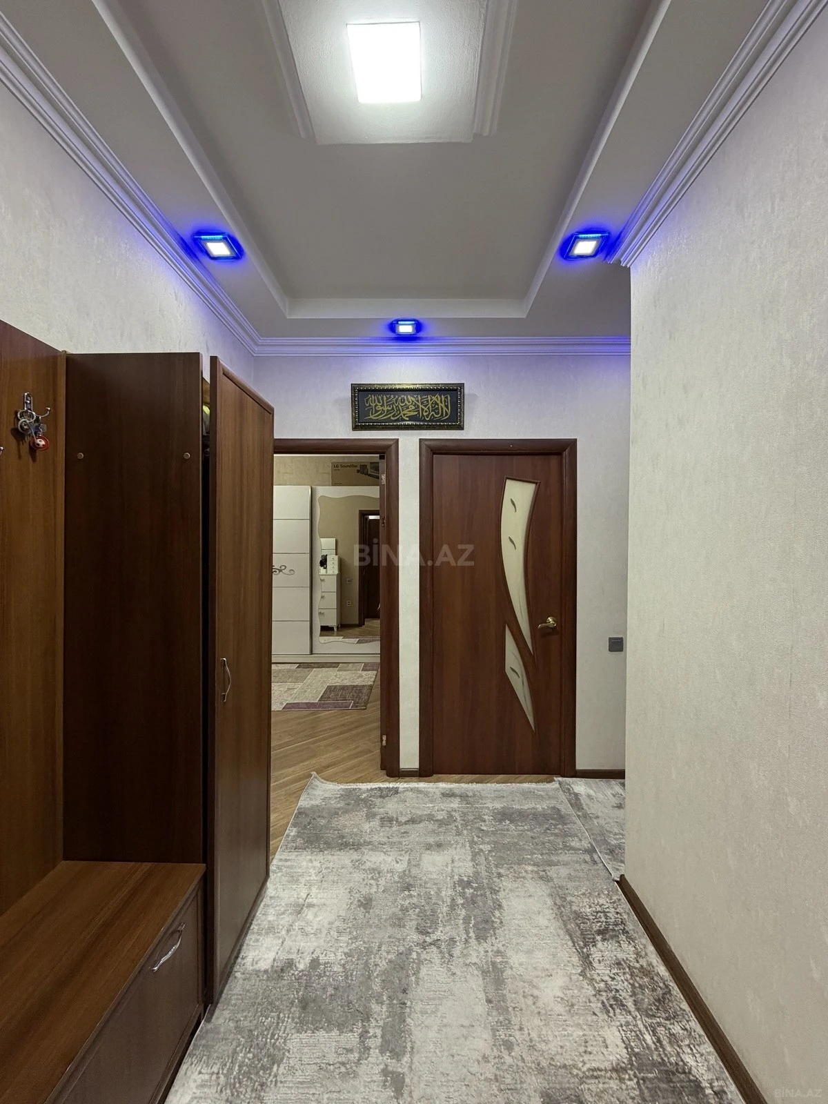 Satılır 4 otaqlı mənzil 100 m²