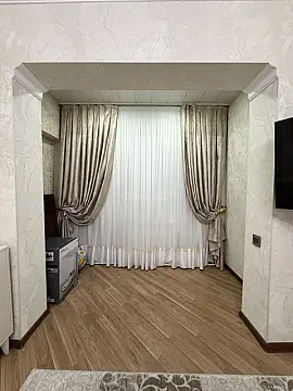 Satılır 4 otaqlı mənzil 100 m²