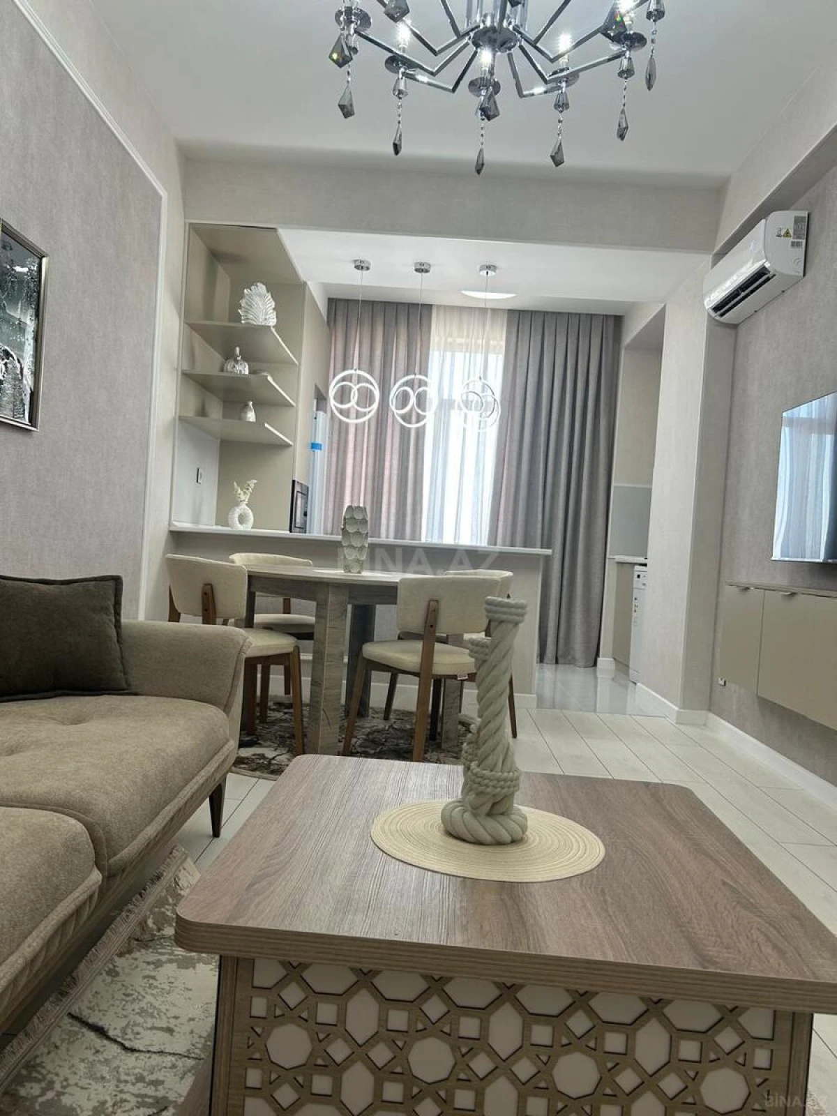 Satılır 2 otaqlı mənzil 60 m²