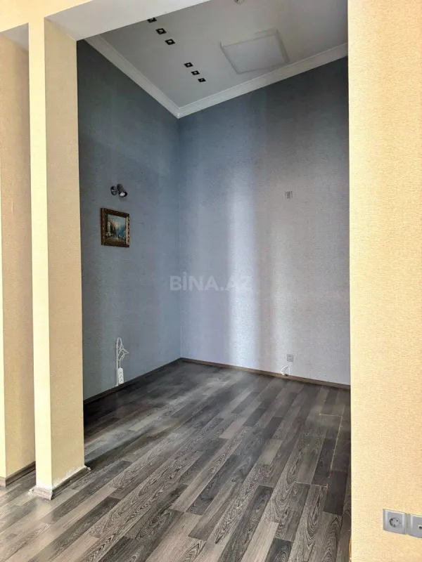 Kirayə verilir 5 otaqlı ofis 120 m²