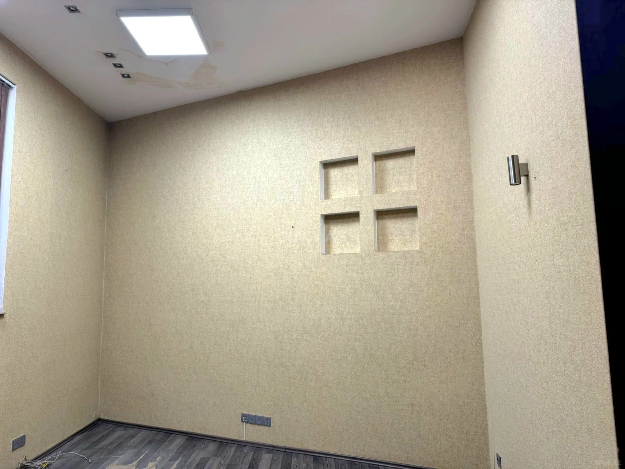 Kirayə verilir 5 otaqlı ofis 120 m²