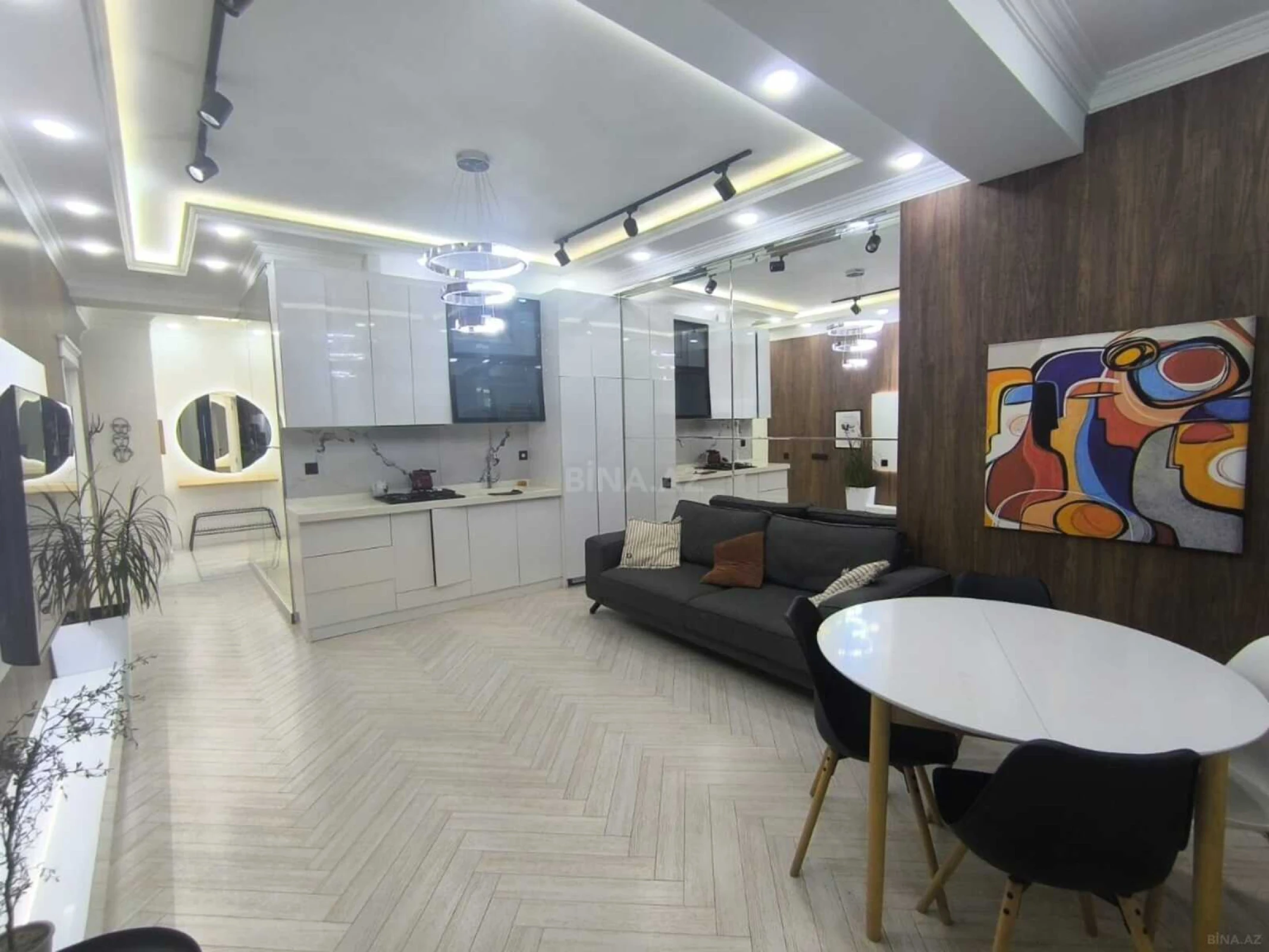 Kirayə verilir 3 otaqlı mənzil 85 m²