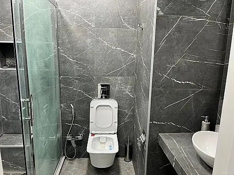 Kirayə verilir 2 otaqlı mənzil 100 m²