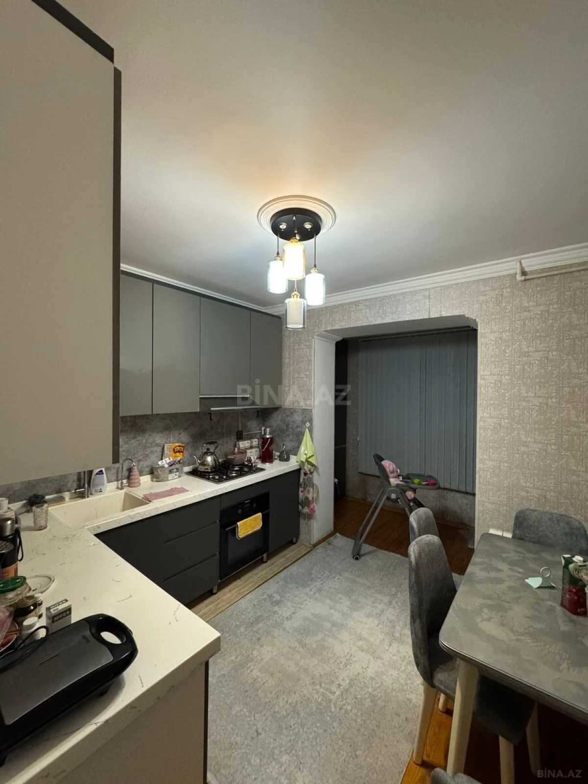 Satılır 4 otaqlı mənzil 100 m²