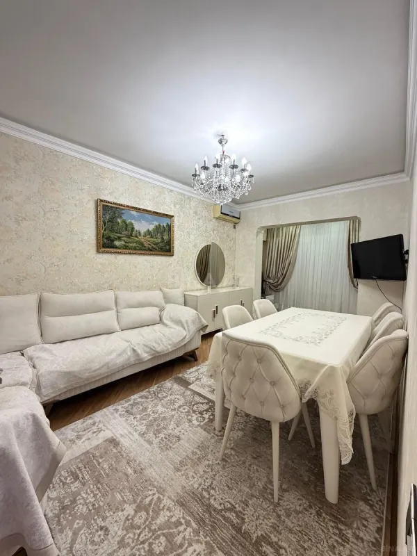 Satılır 4 otaqlı mənzil 100 m²