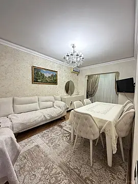 Satılır 4 otaqlı mənzil 100 m²