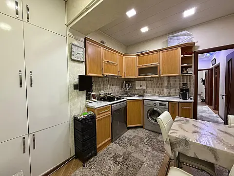 Satılır 4 otaqlı mənzil 100 m²