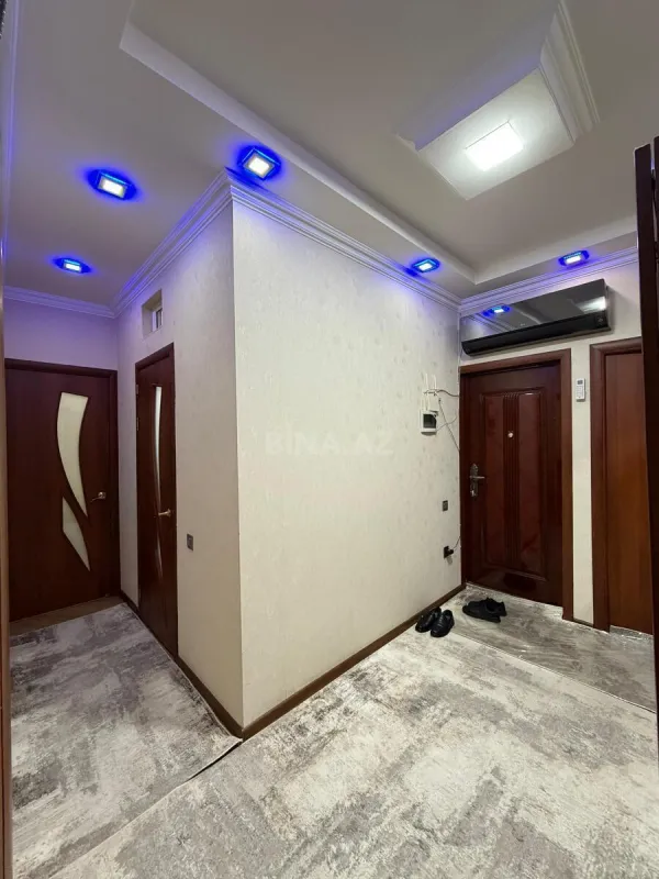 Satılır 4 otaqlı mənzil 100 m²