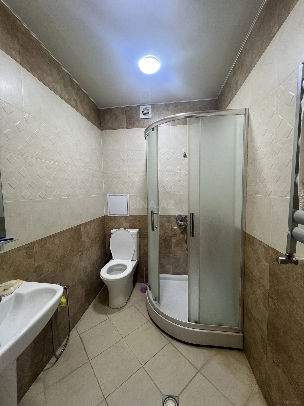 Satılır 2 otaqlı mənzil 60 m²