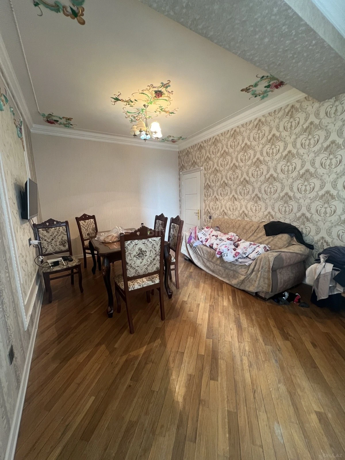 Satılır 2 otaqlı mənzil 60 m²
