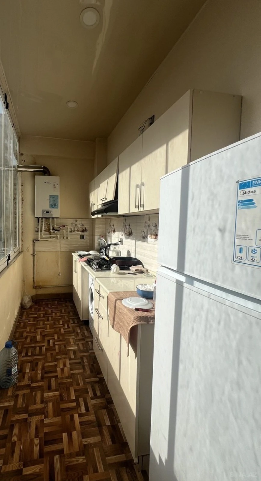 Satılır 2 otaqlı mənzil 60 m²