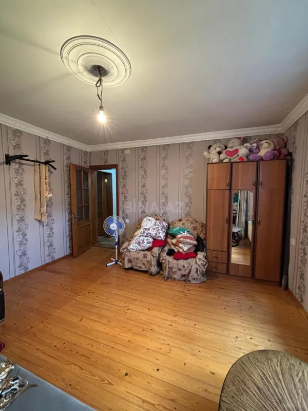 Satılır 3 otaqlı həyət evi 140 m²