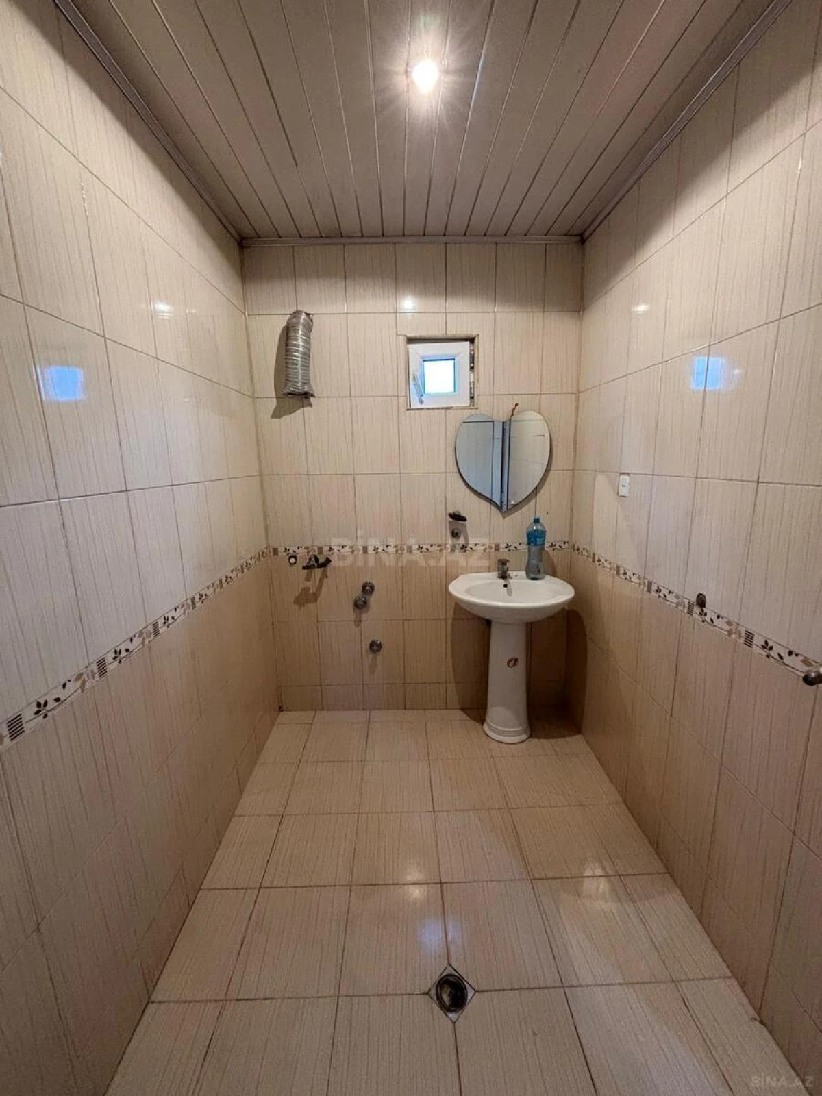 Satılır 3 otaqlı həyət evi 140 m²