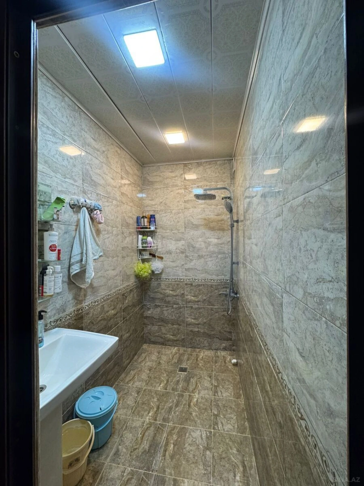 Satılır 2 otaqlı mənzil 60 m²