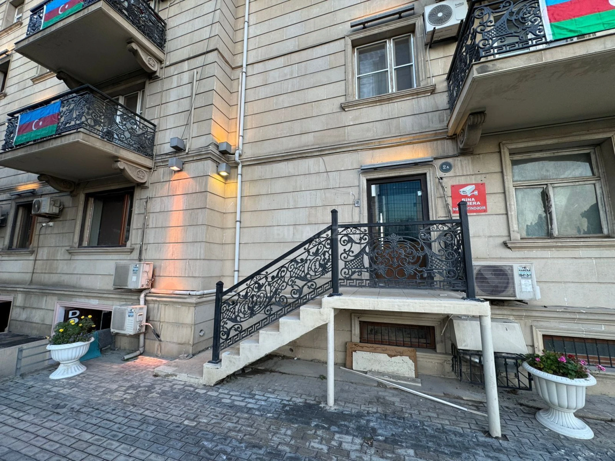 Satılır obyekt 85 m²