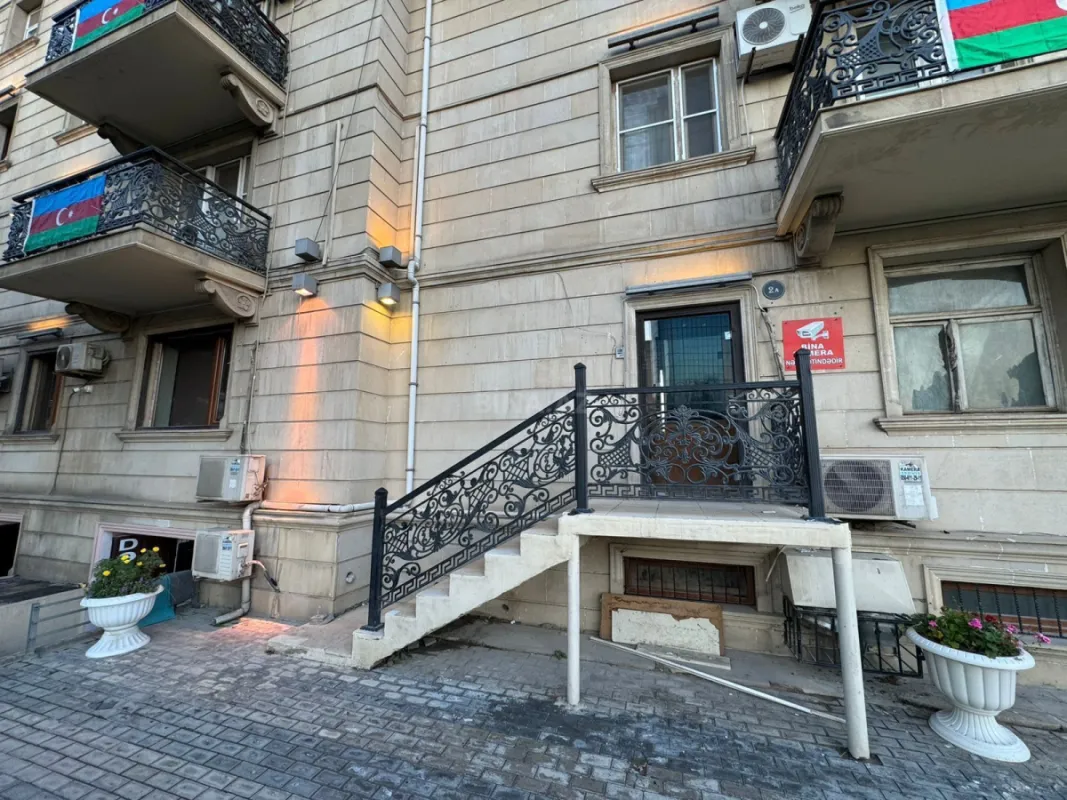 Satılır obyekt 85 m²