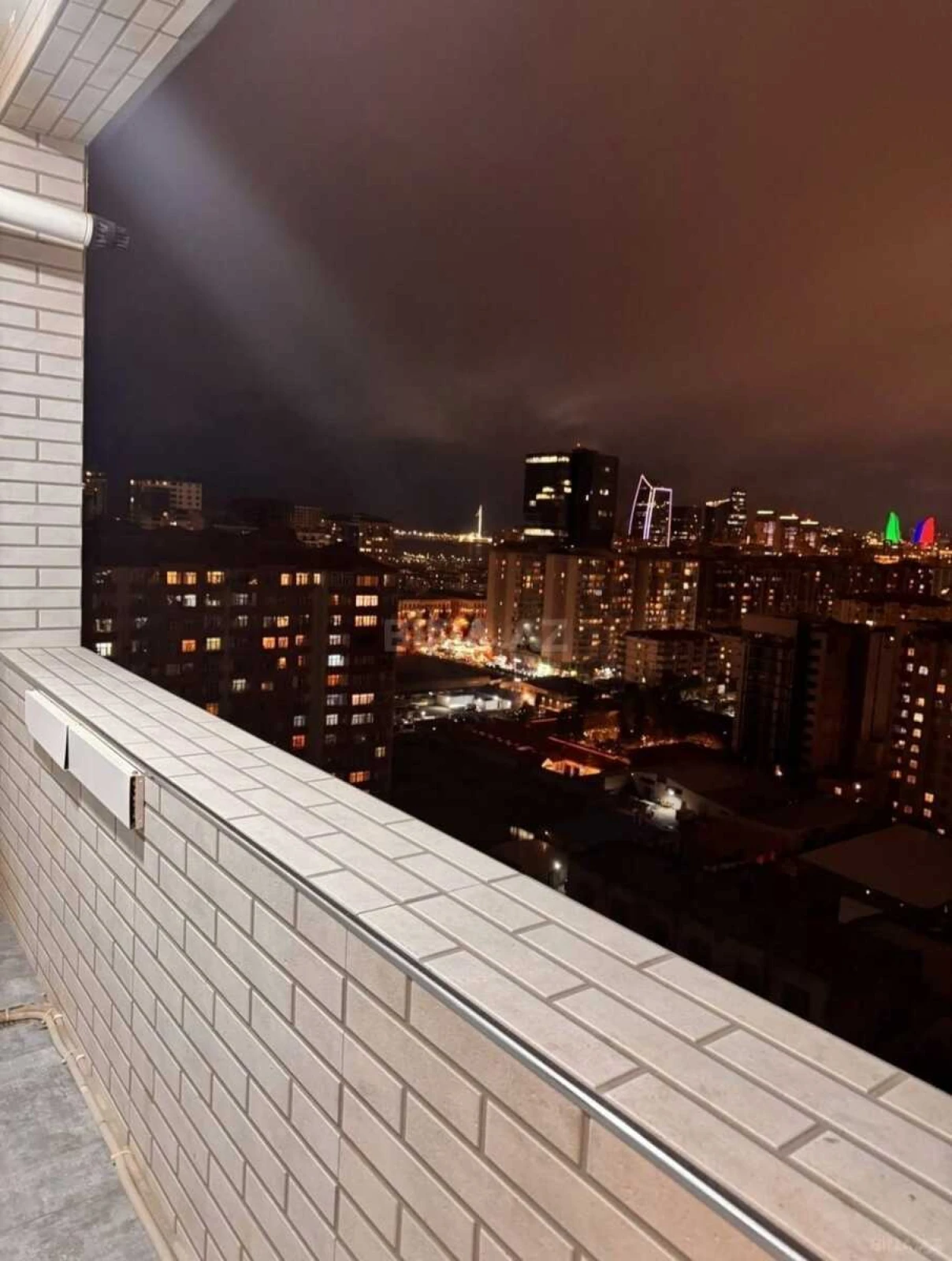Kirayə verilir 2 otaqlı mənzil 65 m²