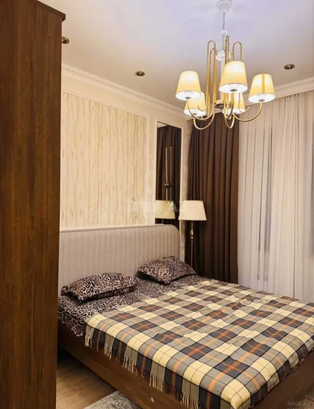 Kirayə verilir 2 otaqlı mənzil 65 m²