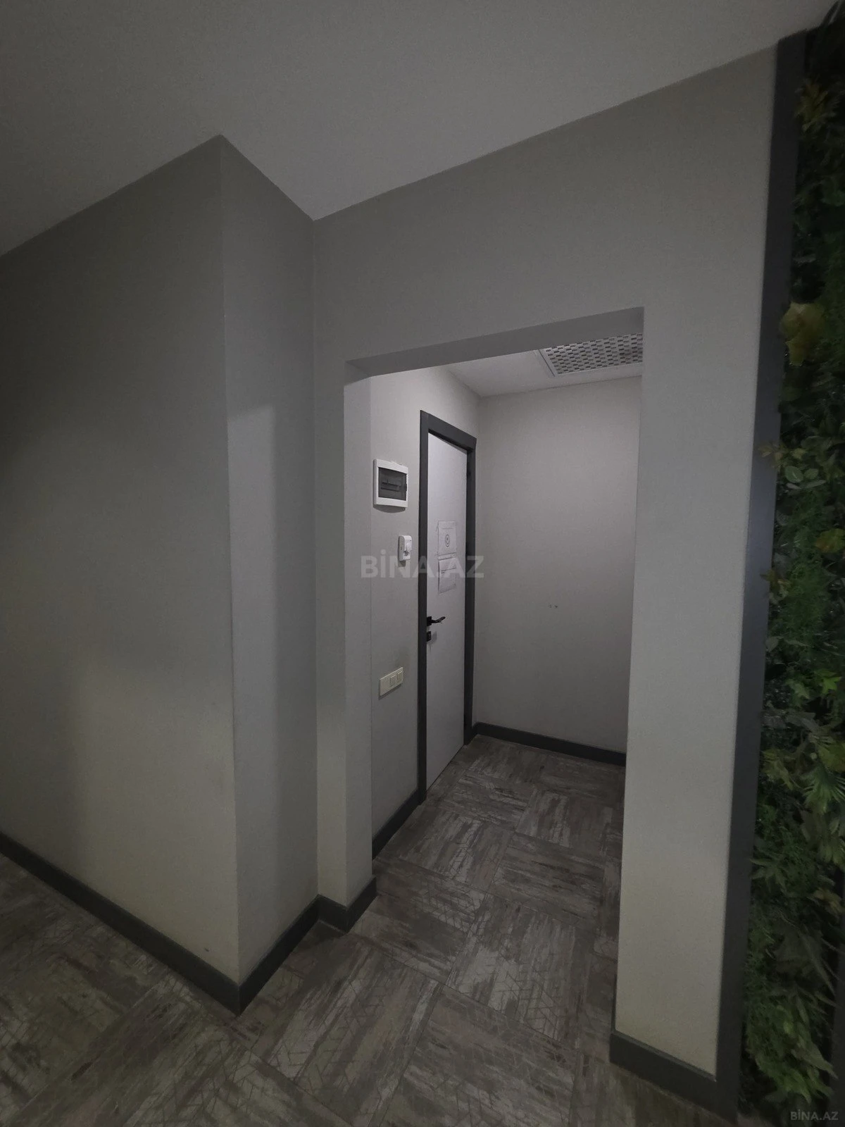 Kirayə verilir 12 otaqlı ofis 630 m²