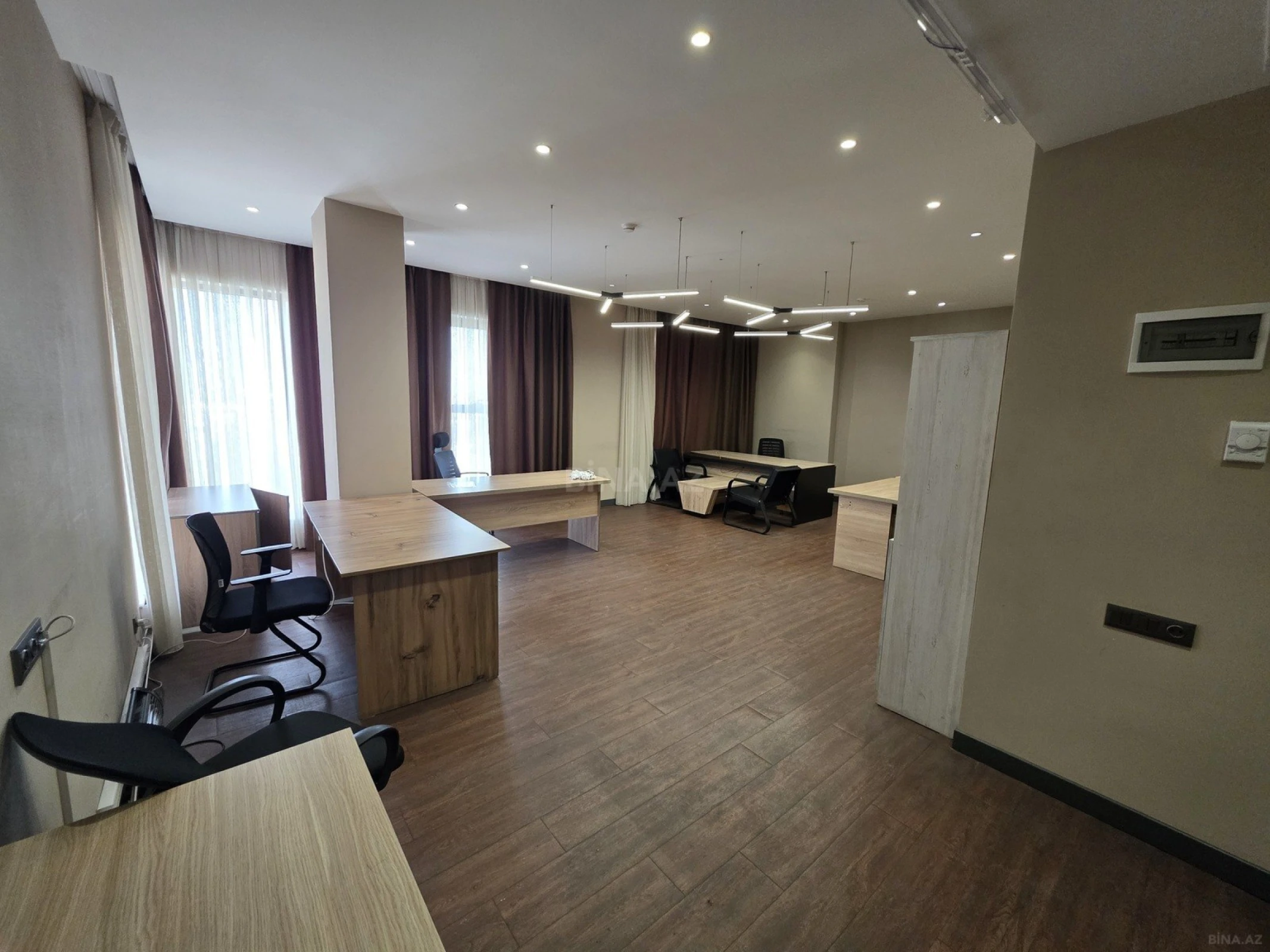 Kirayə verilir 12 otaqlı ofis 630 m²