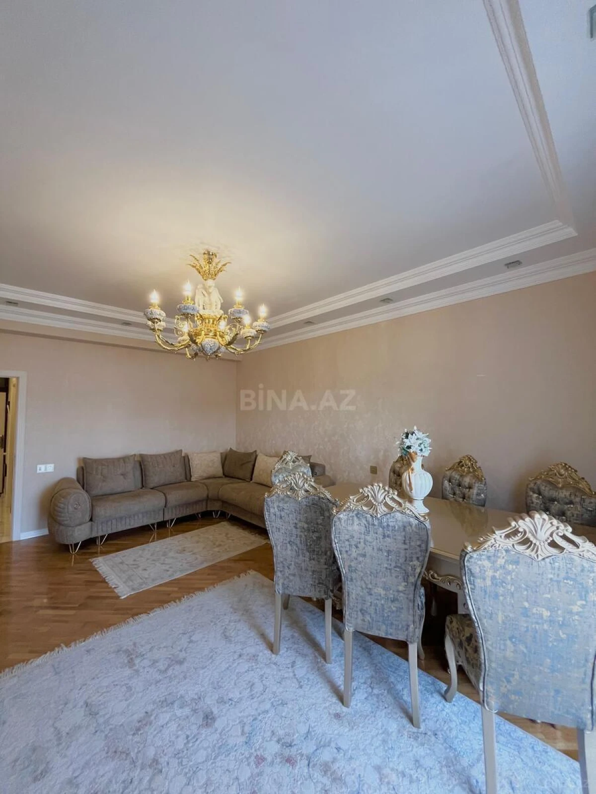 Satılır 2 otaqlı mənzil 80 m²