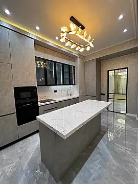 Satılır 3 otaqlı mənzil 123 m²