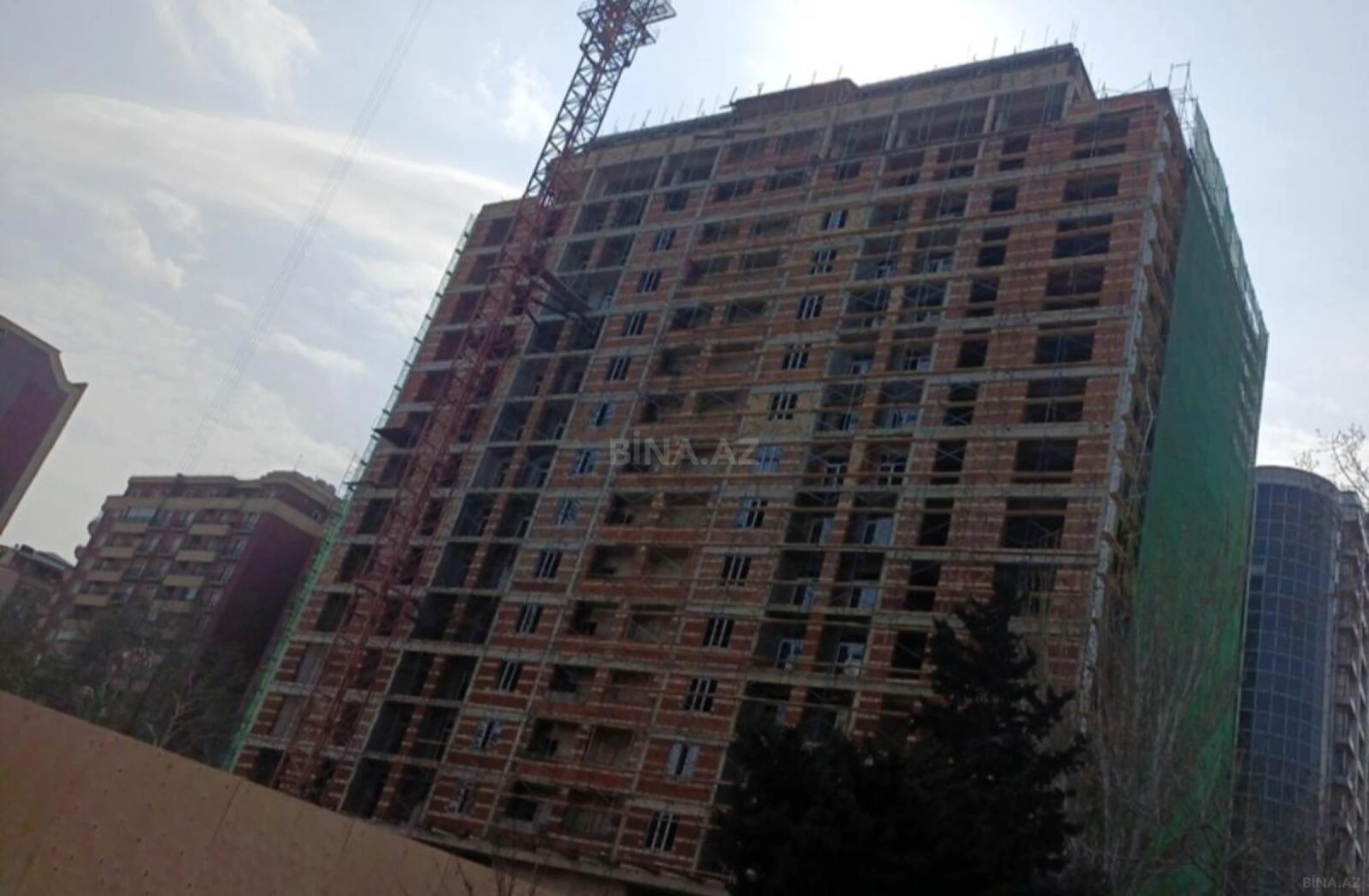 Satılır 1 otaqlı mənzil 42 m²