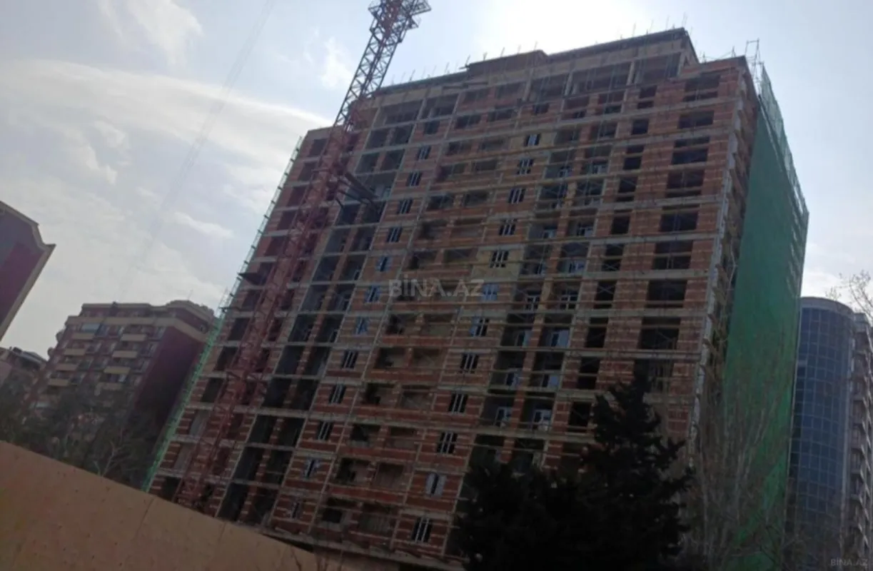 Satılır 1 otaqlı mənzil 42 m²