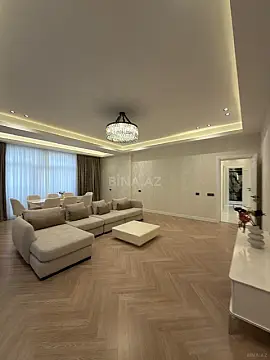 Satılır 4 otaqlı mənzil 195 m²