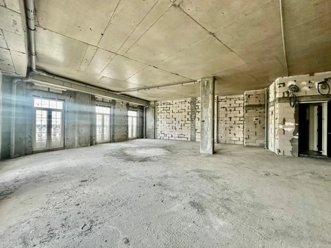 Satılır 3 otaqlı mənzil 119 m²