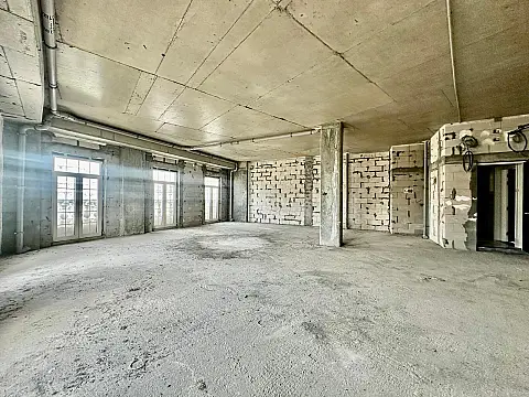 Satılır 3 otaqlı mənzil 119 m²