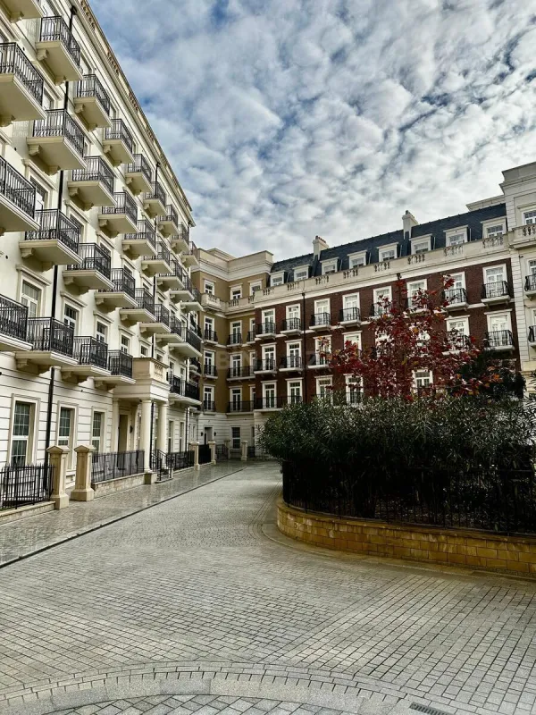 Satılır 3 otaqlı mənzil 119 m²