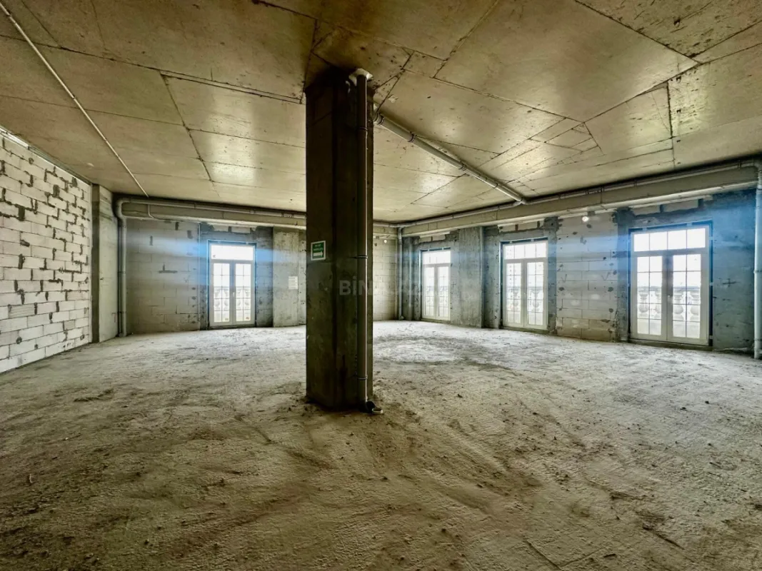 Satılır 3 otaqlı mənzil 119 m²