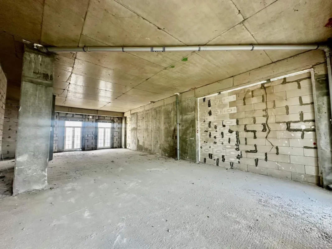 Satılır 3 otaqlı mənzil 119 m²