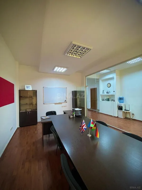 Satılır obyekt 150 m²