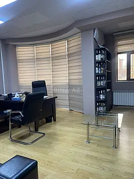 Kirayə verilir 8 otaqlı ofis 200 m²