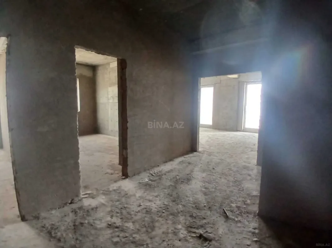 Satılır 2 otaqlı mənzil 79 m²