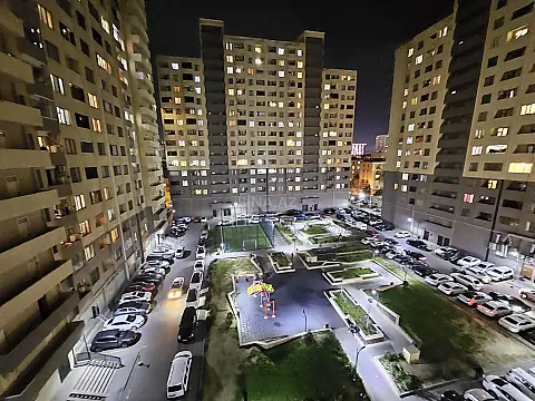 Satılır 3 otaqlı mənzil 118 m²