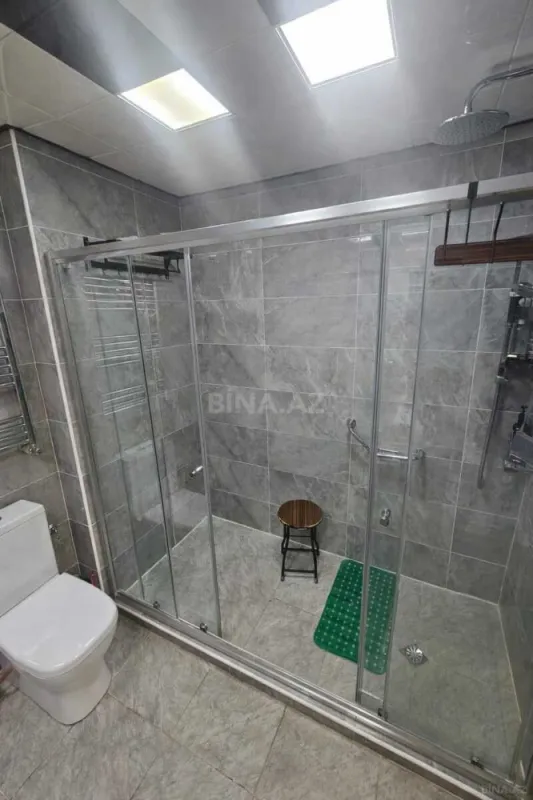 Satılır 3 otaqlı mənzil 118 m²